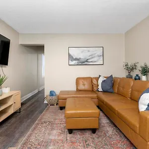 Newly Renovated 3 Bedroom Near High St , Columbus United States